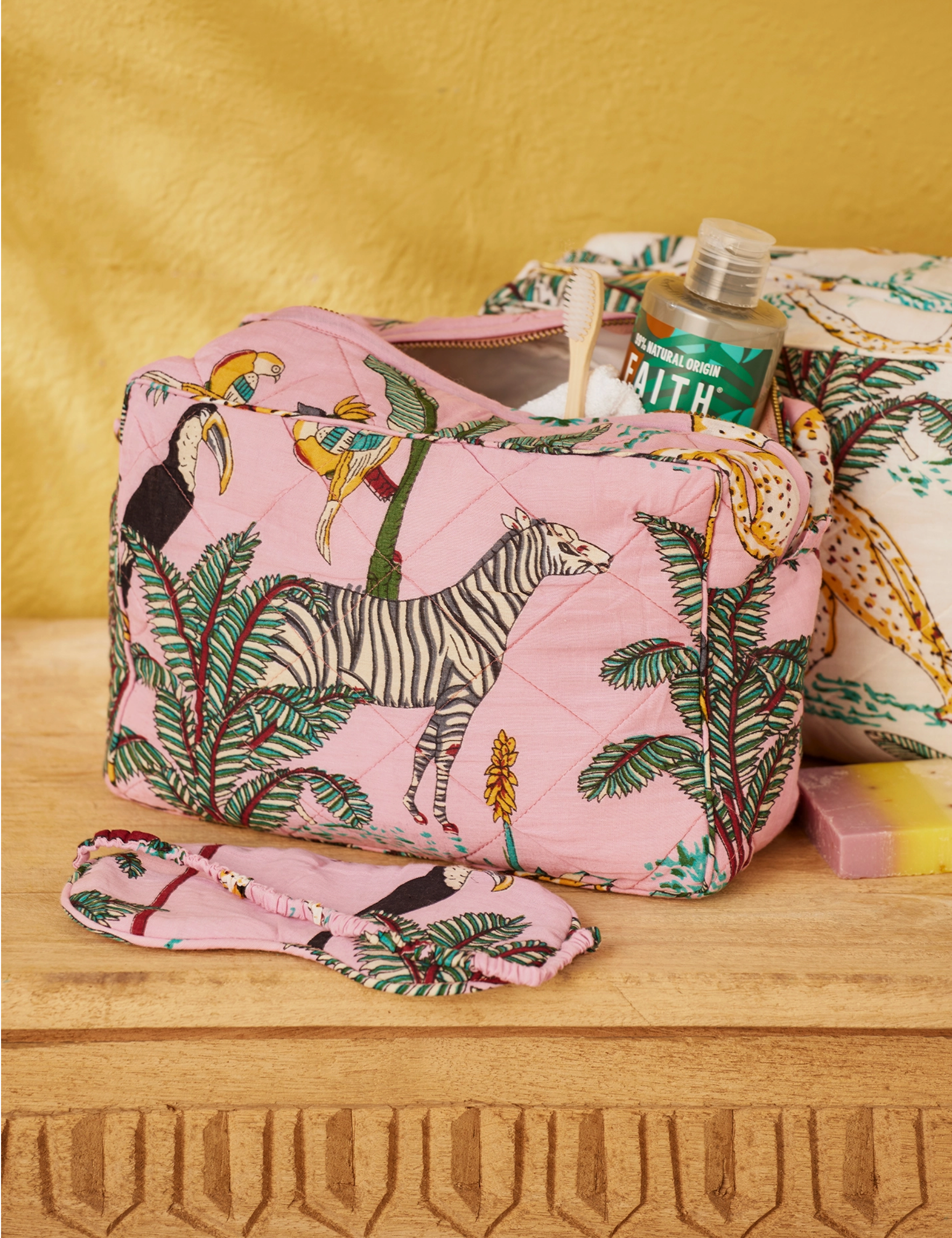 Jungle Print Wash Bag